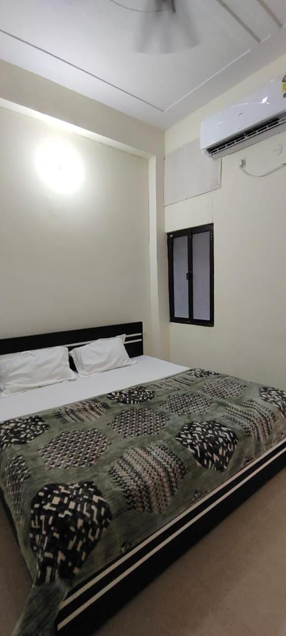 Hotel Shri Jee Dham Near Prem Mandir Vrindāvan Exterior foto